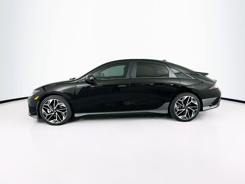 Used 2024 Hyundai Ioniq 6 SEL RWD image 4