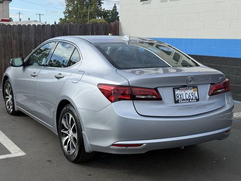 Used 2016 Acura TLX w/ Technology Package image 3