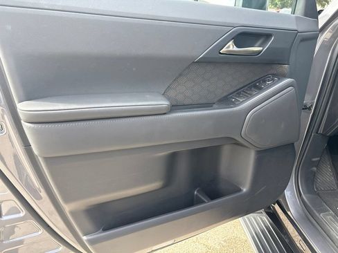 Used 2024 Lexus GX 550 w/ Accessory Package (Z1) AWD/4WD image 12