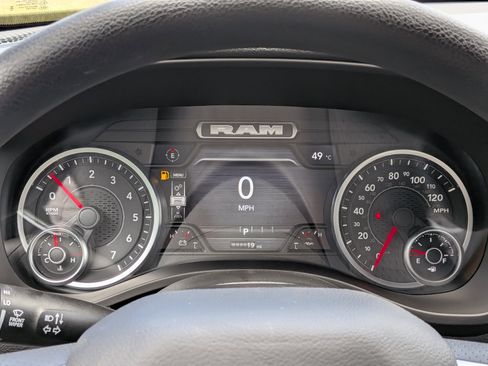 New 2026 RAM 1500 Express AWD/4WD image 24