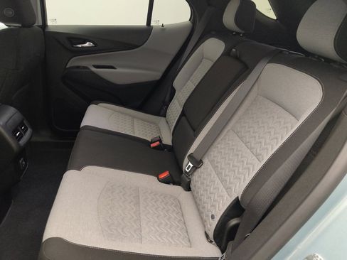 Used 2022 Chevrolet Equinox LT FWD image 18