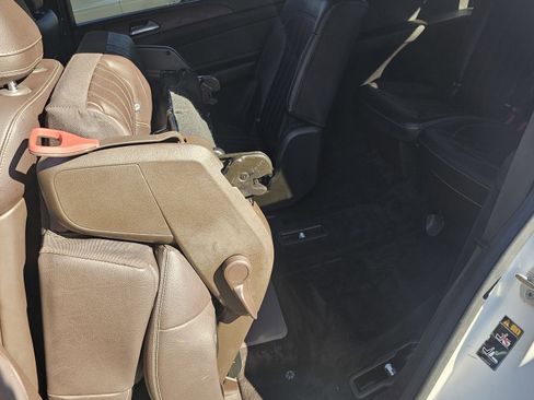 Used 2018 Mercedes-Benz GLS 450 4MATIC w/ Premium Package image 25