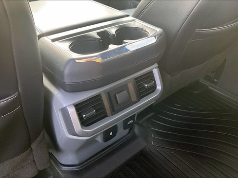 Used 2022 Ford F150 Lariat AWD/4WD image 33