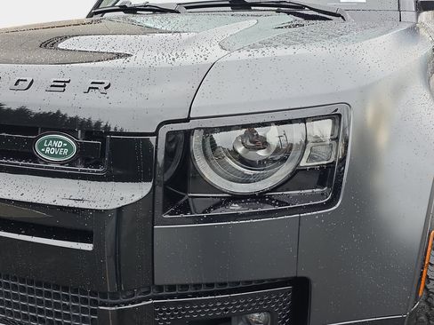 Used 2023 Land Rover Defender 110 X AWD/4WD image 35