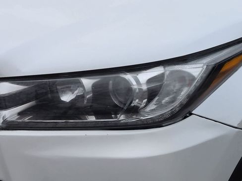 Used 2019 Toyota Highlander Limited image 11