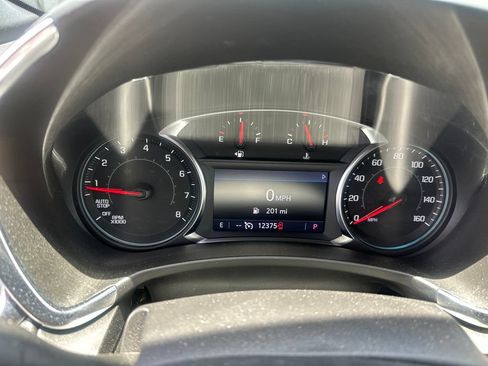 Used 2023 Chevrolet Equinox Premier FWD image 11