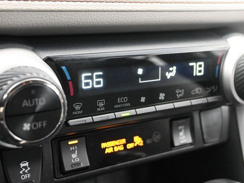 Used 2020 Toyota RAV4 XLE image 16