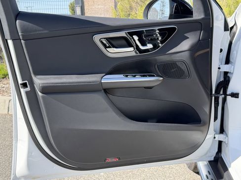 New 2026 Mercedes-Benz GLC 300 image 16