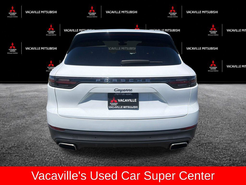 Used 2023 Porsche Cayenne AWD/4WD image 4
