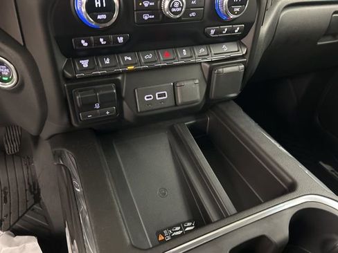 Used 2023 GMC Sierra 3500 AT4 w/ AT4 Preferred Package image 23