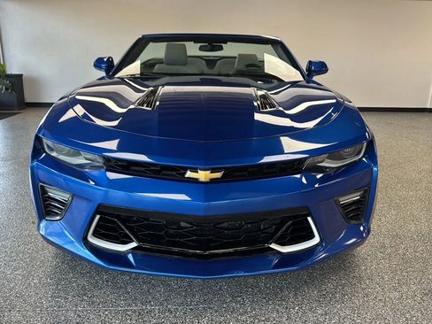 Used 2018 Chevrolet Camaro SS RWD image 41
