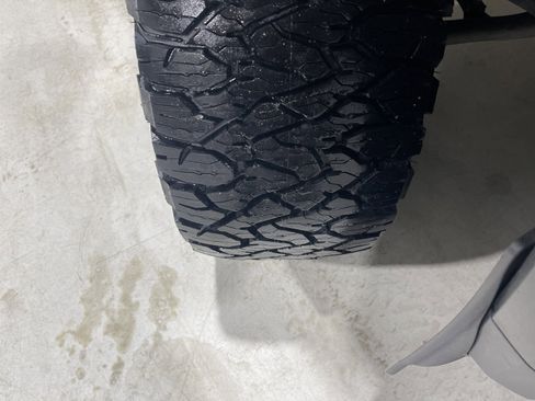 Used 2022 Chevrolet Silverado 1500 ZR2 w/ Technology Package image 11