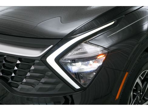 Certified 2023 Kia Sportage LX AWD/4WD image 24
