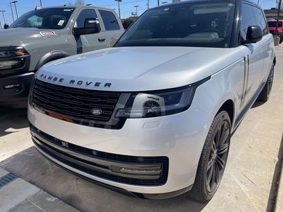 Used 2025 Land Rover Range Rover Long Wheelbase SE