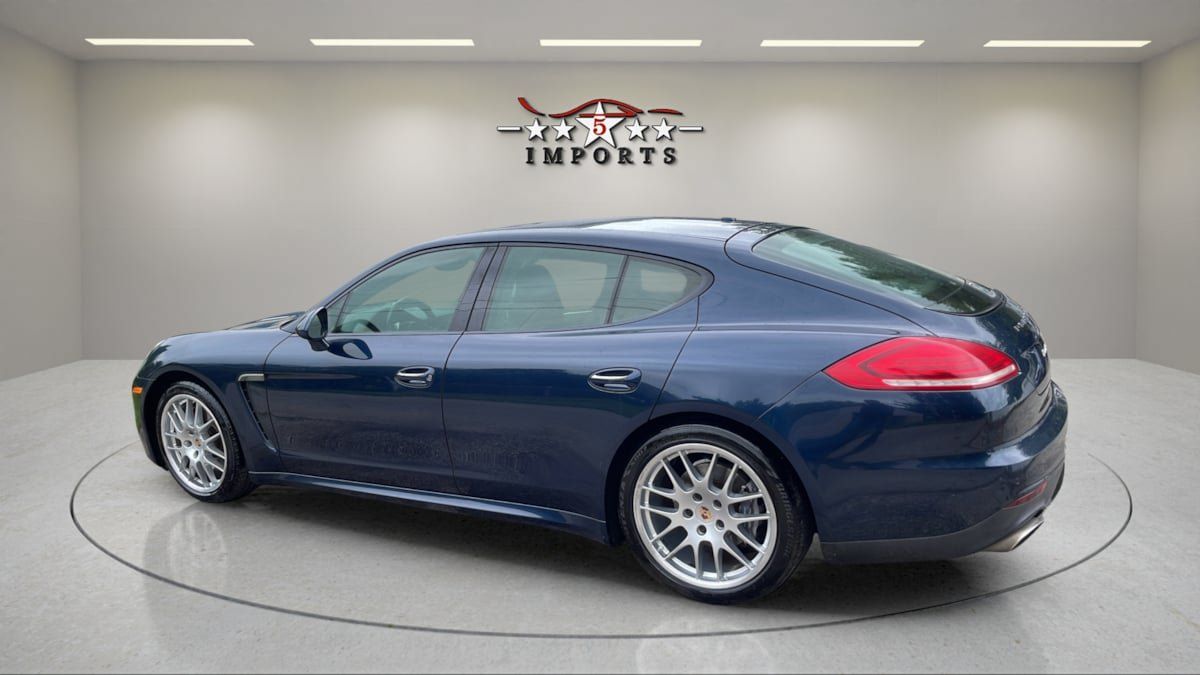 Used 2015 Porsche Panamera 4 AWD/4WD image 3