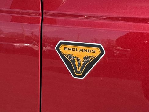 New 2025 Ford Bronco Badlands image 10