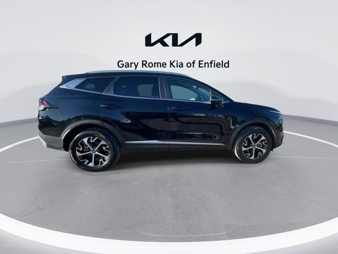 Used 2024 Kia Sportage EX image 9