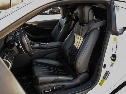 Used 2018 Lexus LC 500 Coupe w/ Touring Package image 38