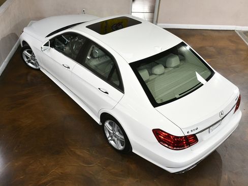 Used 2014 Mercedes-Benz E 350 4MATIC Sedan image 76