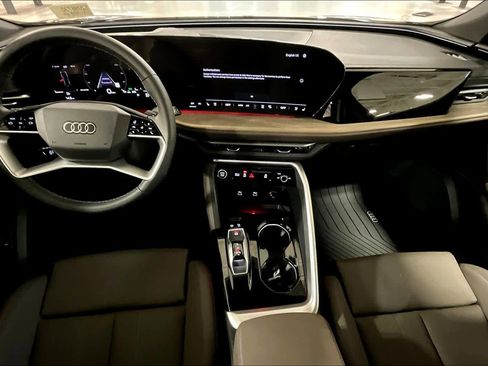 New 2025 Audi Q5 Premium Plus image 5