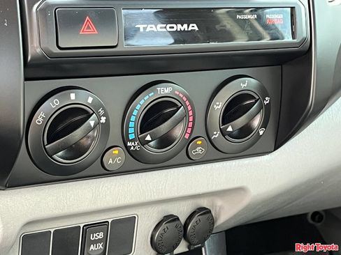 Used 2015 Toyota Tacoma PreRunner w/ Convenience Package RWD image 28