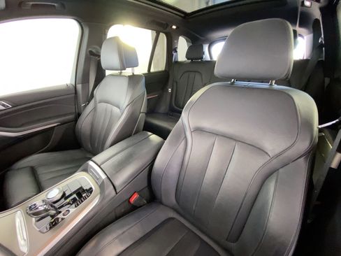 Used 2022 BMW X5 sDrive40i w/ M Sport Package image 23