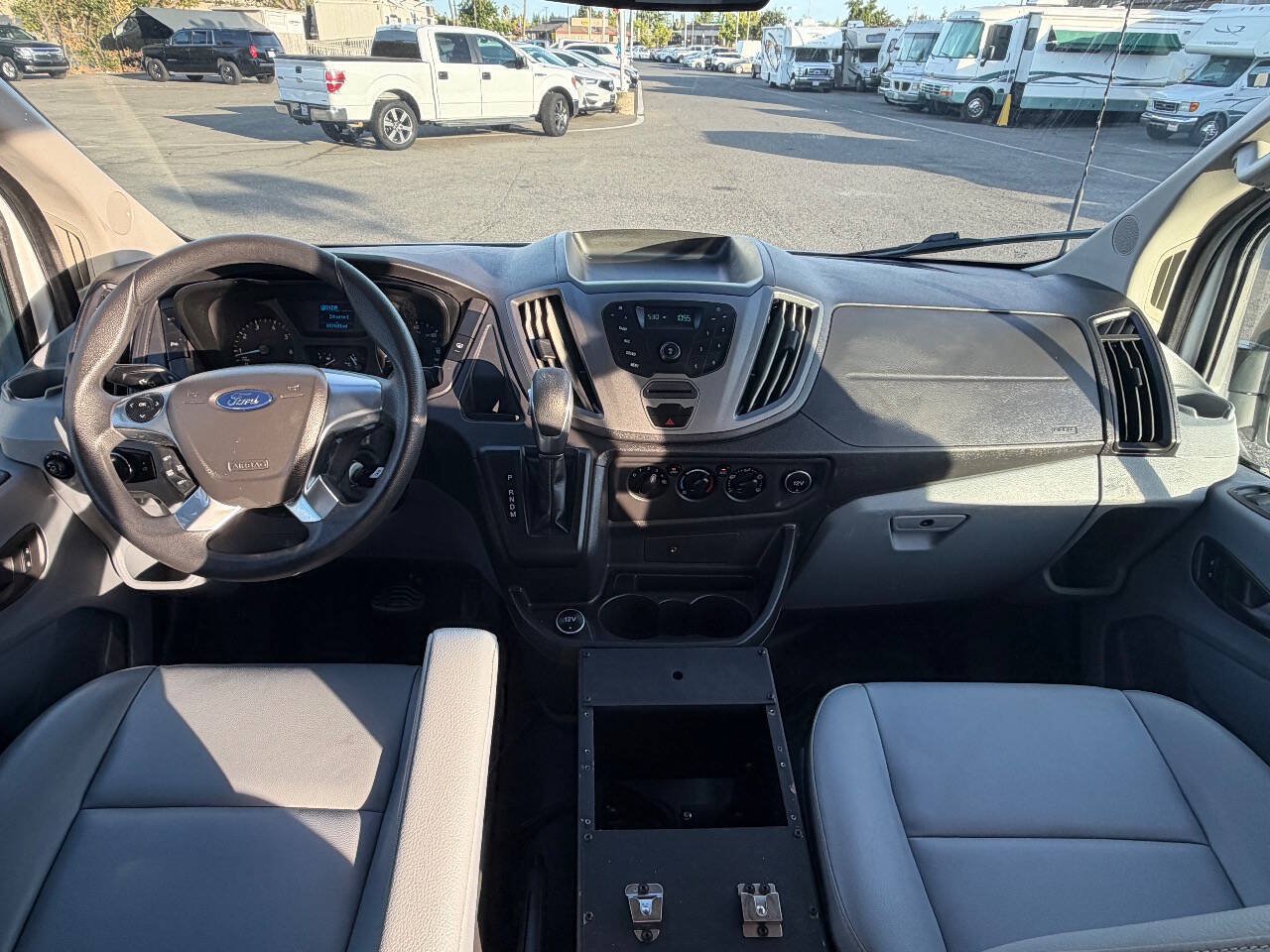 Used 2018 Ford Transit 350 XL RWD image 13