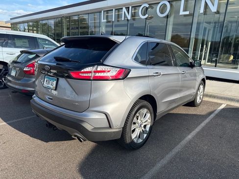 Used 2021 Ford Edge Titanium w/ Equipment Group 301A AWD/4WD image 2