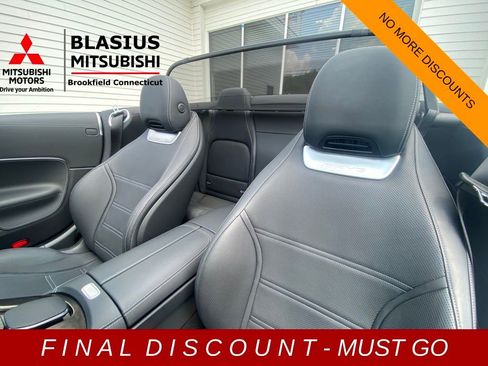 Used 2022 Mercedes-Benz SL 55 AMG 4MATIC w/ Driver Assistance Package image 8