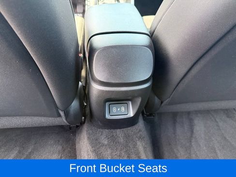 Certified 2024 Hyundai Elantra SEL FWD image 17