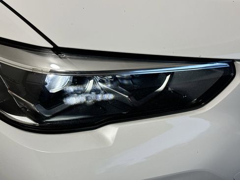 Used 2023 BMW X5 xDrive45e image 9