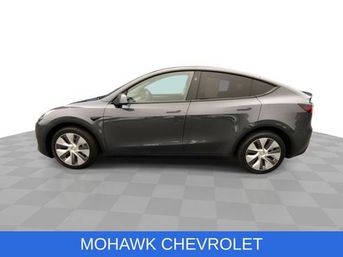 Used 2023 Tesla Model Y Long Range AWD/4WD image 6