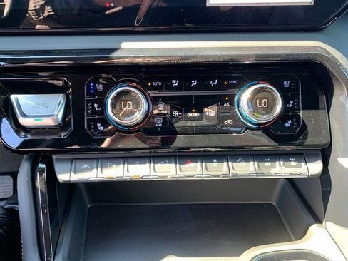 New 2026 GMC Sierra 1500 AT4X image 22