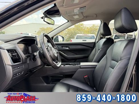 Used 2024 Nissan Rogue SL AWD/4WD image 26