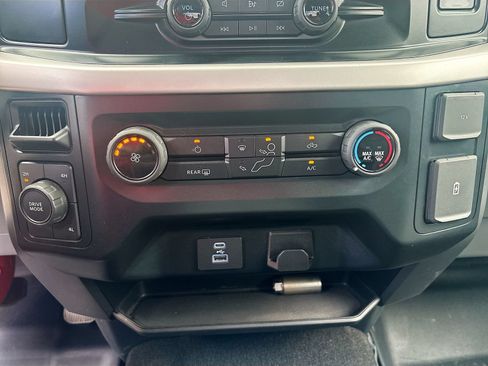 Used 2022 Ford F150 XLT AWD/4WD image 15