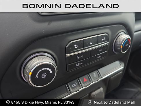 Used 2019 Chevrolet Silverado 1500 Custom w/ Custom Value Package image 23