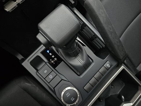 New 2025 Toyota Tacoma SR5 w/ Blackout Package (GST) image 16