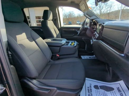 Certified 2024 GMC Sierra 2500 SLE w/ SLE Value Package; image 28