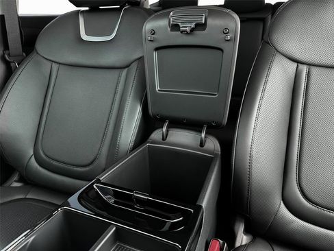 New 2026 Hyundai Tucson Limited AWD/4WD image 17