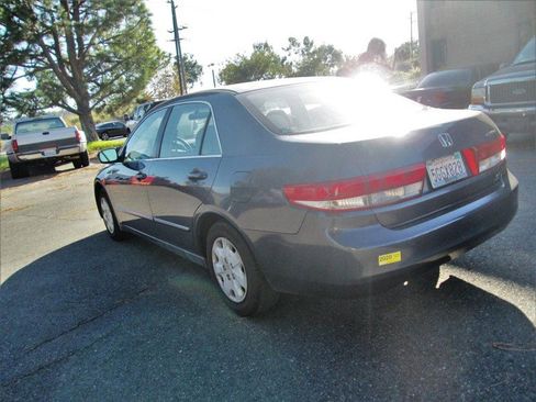Used 2004 Honda Accord LX image 4