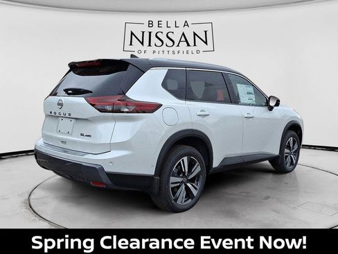 New 2025 Nissan Rogue SL w/ Tech Package AWD/4WD image 2