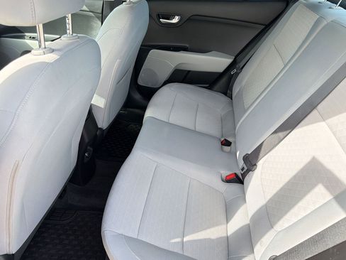 Used 2023 Kia Rio S image 13