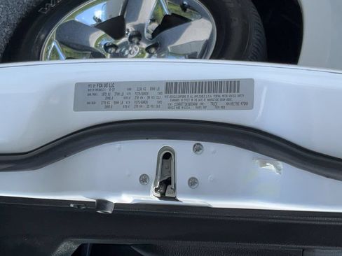 Used 2019 RAM 1500 Big Horn RWD image 40