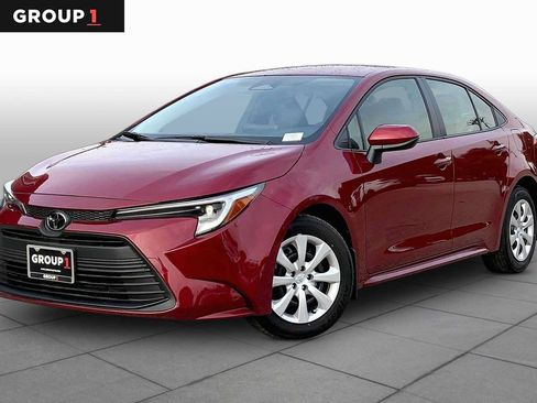 Used 2026 Toyota Corolla LE FWD image 1