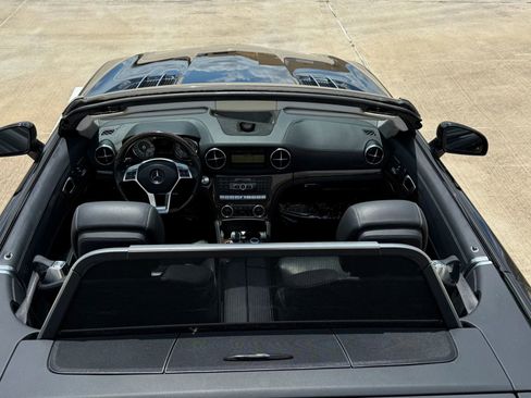 Used 2013 Mercedes-Benz SL 550 image 13