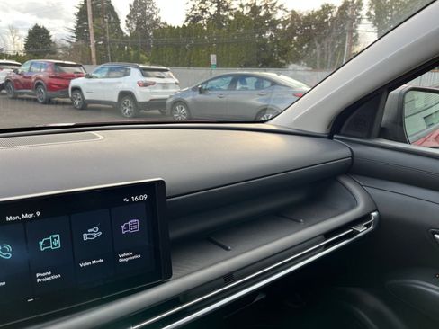 Used 2025 Hyundai Tucson SEL image 38