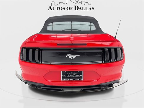 Used 2018 Ford Mustang Premium image 11