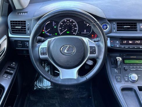 Used 2013 Lexus CT 200h Hybrid image 13