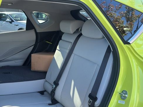 Used 2025 Hyundai Kona Limited image 27