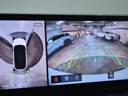 Used 2026 INFINITI QX60 Sport w/ Dark Cargo Package image 14